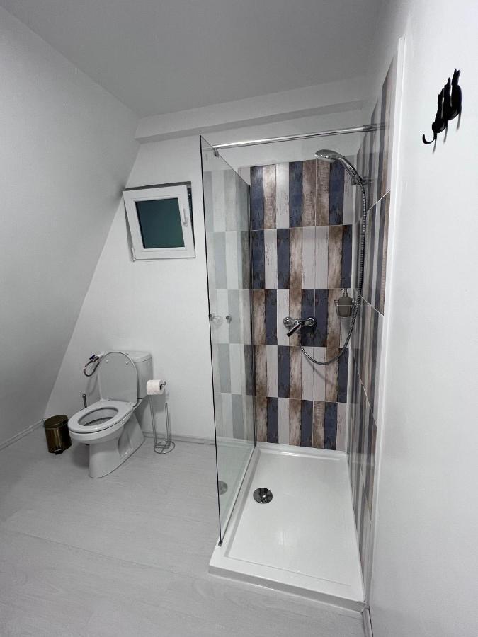 Cabane A-Frame Svinita ภายนอก รูปภาพ