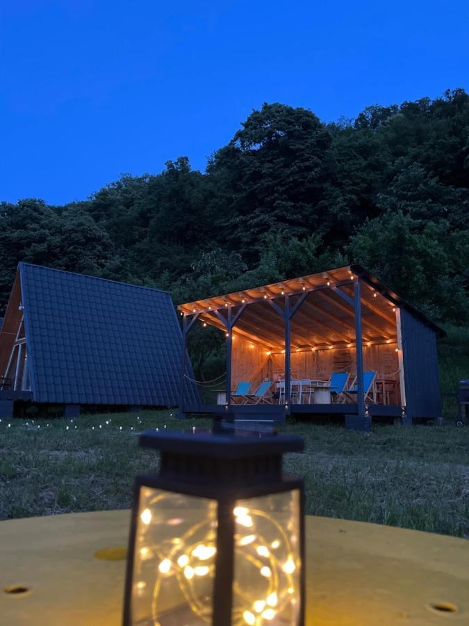 Cabane A-Frame Svinita ภายนอก รูปภาพ